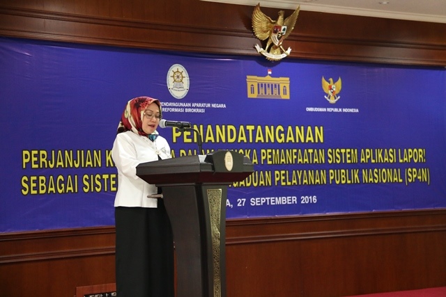 20160927_Ttd_Kerja_Sama_Lapor_2.JPG