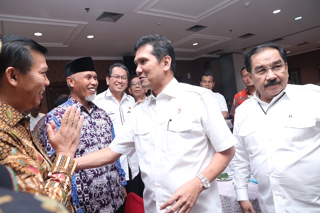 20180207 MENTERI SESMEN DEP YANLIK STAFSUS STAFLI Implementasi Mal Pelayanan Publik MPP 8