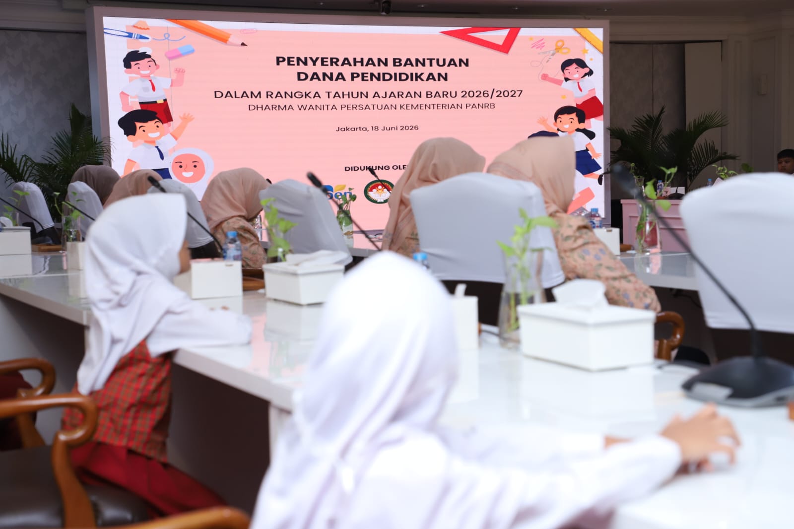 20260618 PEnyerahan Bantuan Pendidikan 10