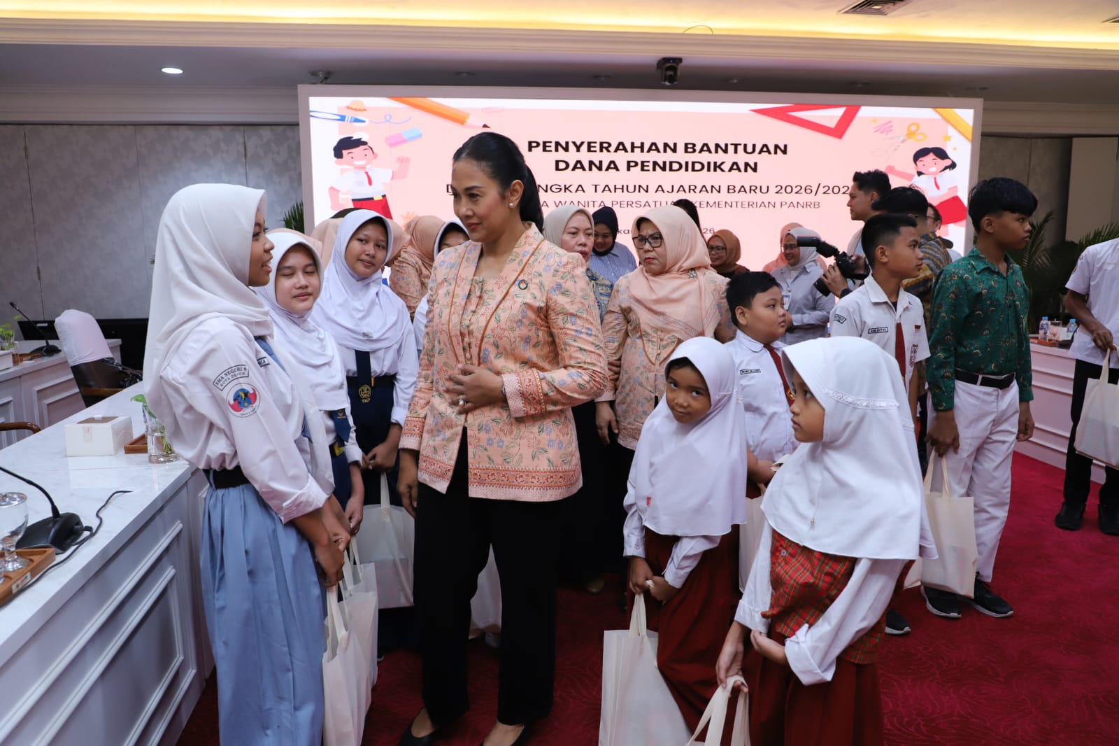 20260618 PEnyerahan Bantuan Pendidikan 10