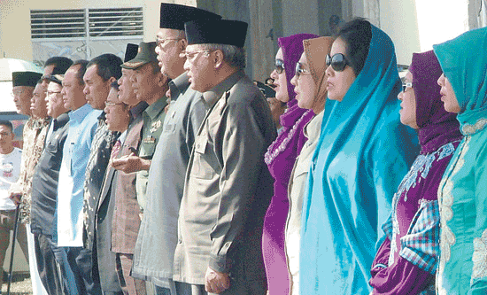 20130225 menpanrb resmikan tiga lembaga di aceh tengah 