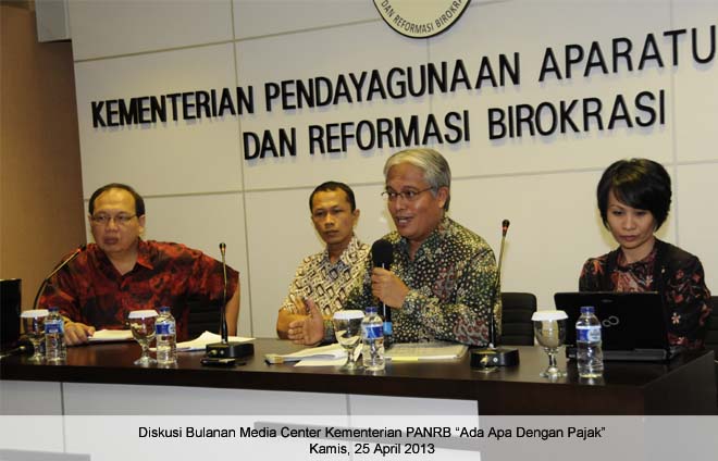 20130426-diskusi bulan