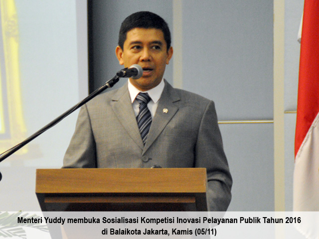 20151105 Menteri Yuddy Buka Kompetisi Inovasi Yanlik di Balaikota Jkt
