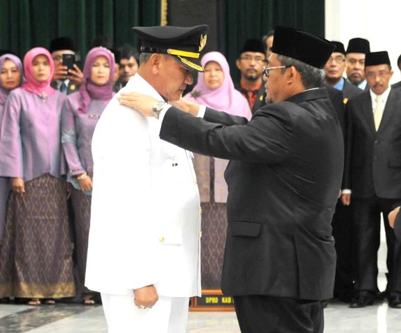 20160615 Aher lantik bpt kuningan