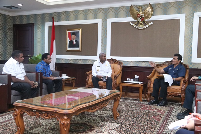 20180517 menteri gubernur papua barat4