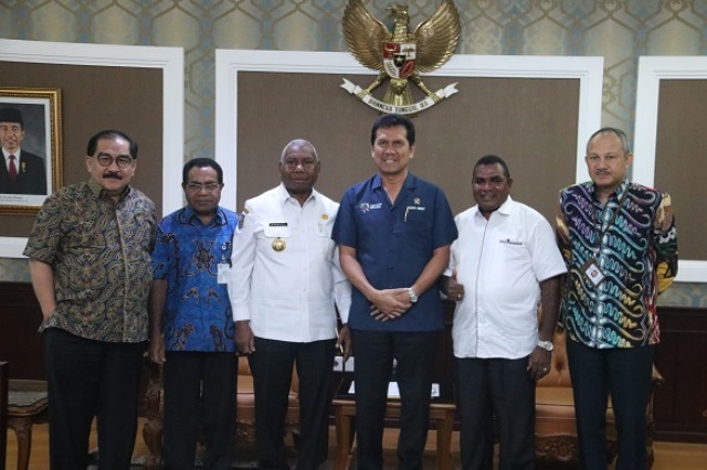 20180517 menteri gubernur papua barat4