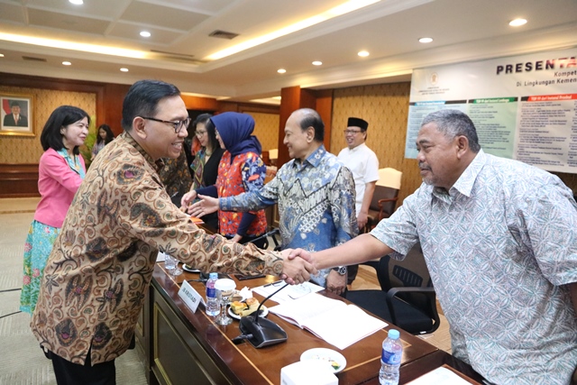 20181019 jarum pentul