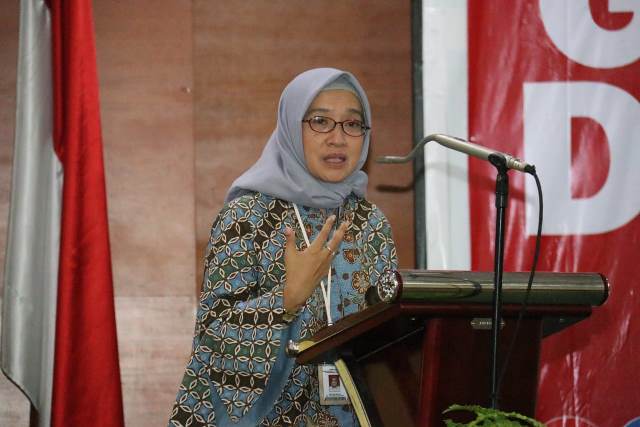 20181114 menteri lan rini1