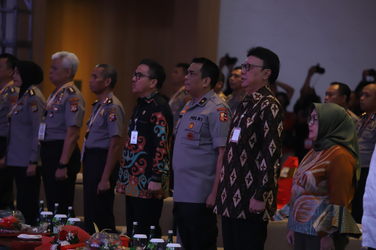 20191120 Evaluasi dan Penghargaan Pelayanan Publik Polres Polresta Polrestabes dan Polda Metro 1
