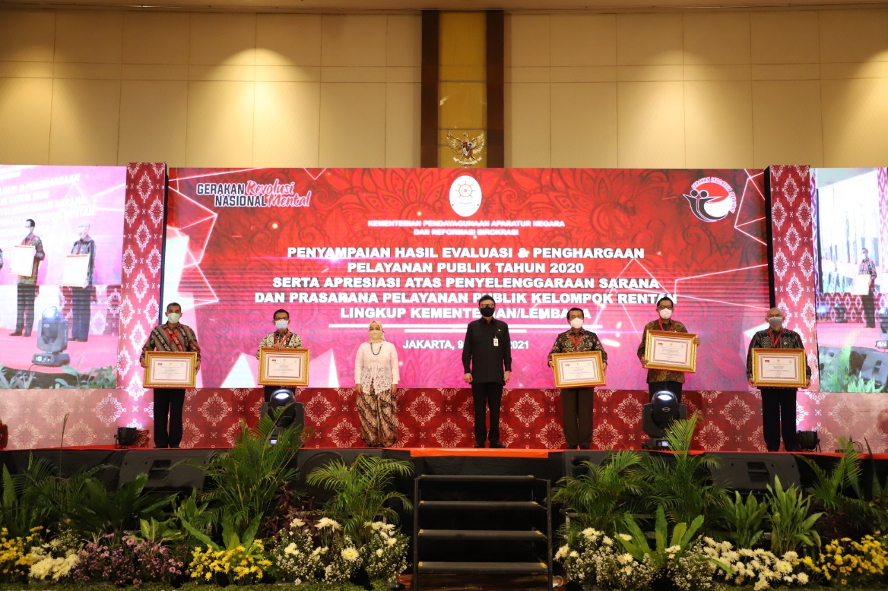 20210309 hasil evaluasi dan penghargaan pelayanan publik tahun 2020 lingkup kementerian lembaga 23