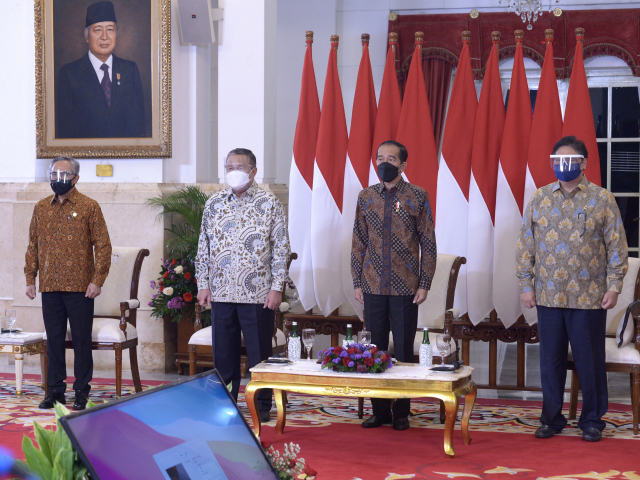 20210826 Presiden Minta Tingkatkan Nilai Tambah Sektor Pertanian dengan Ekspor dan Penyempurnaan Skema Penyaluran KUR