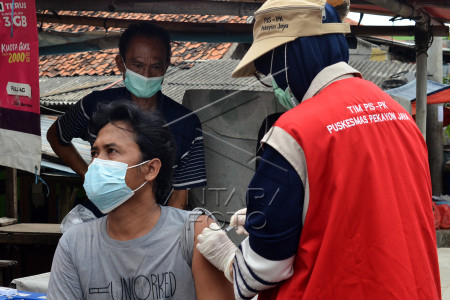 20210902 Vaksinasi COVID 19 Capai 100 Juta Suntikan Pemerintah Apresiasi Kerja Sama Semua Pihak