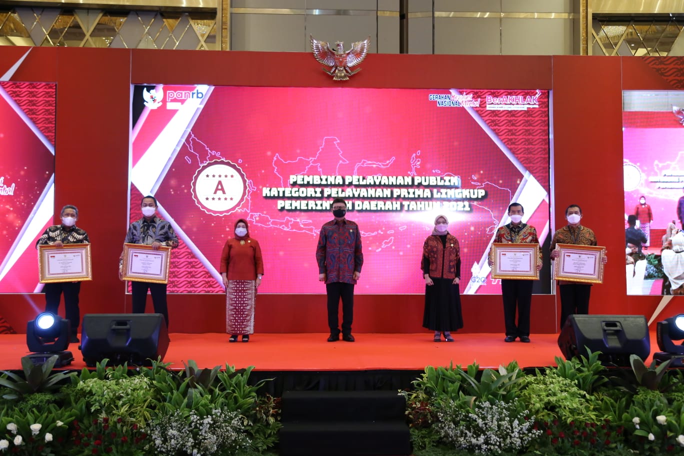 20220308 Menteri Tjahjo Kumolo Serahkan Hasil Evaluasi Pelayanan Publik 2021 Bagaimana Hasilnya 2