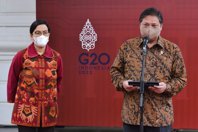 20220406 Upaya Pemerintah Jaga Daya Beli Masyarakat Momentum Ekonomi dan APBN