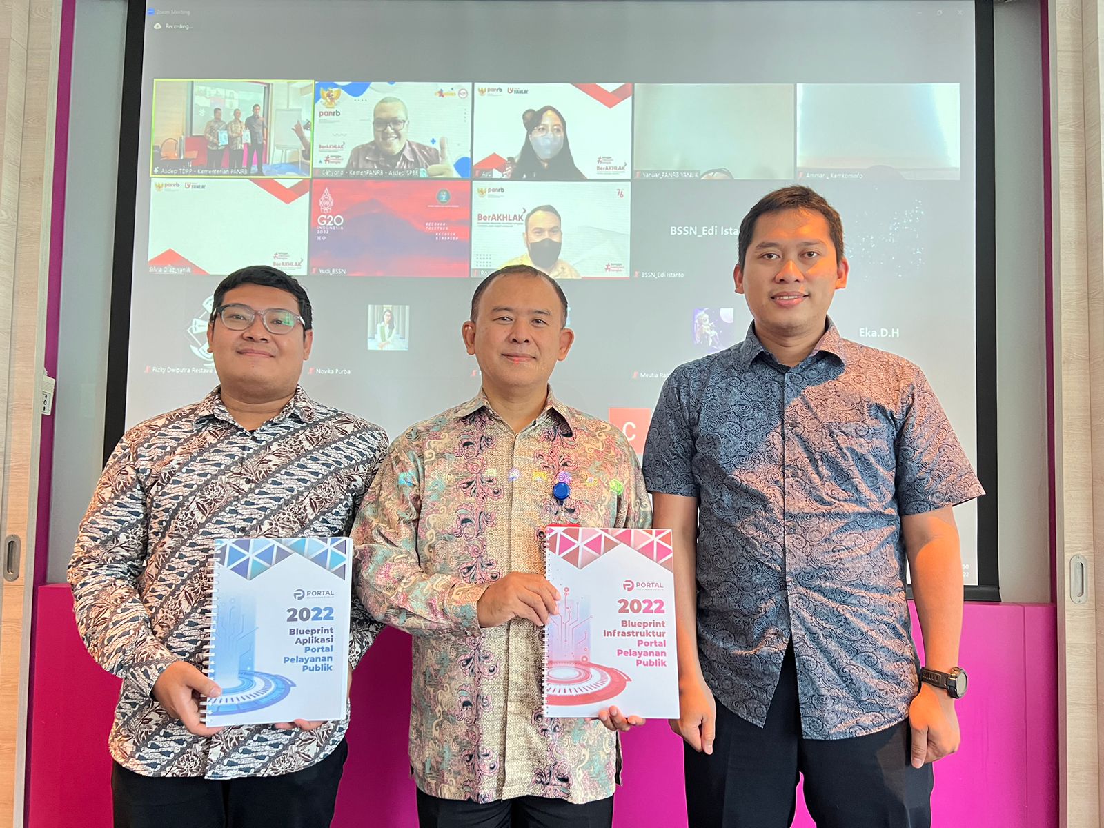 20221209 Penyerahan Hasil Blueprint Aplikasi dan Infrastruktur Portal Pelayanan Publik 11