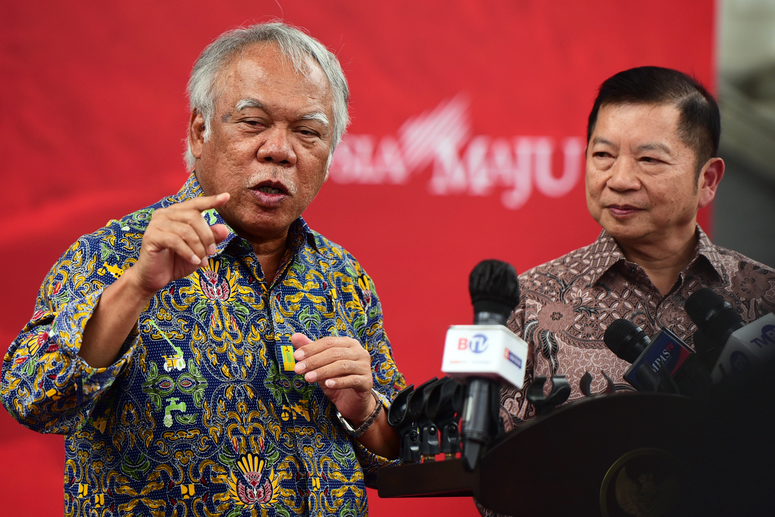 20230125 Presiden Segera Terbitkan Inpres Percepatan Pembangunan Jalan Daerah