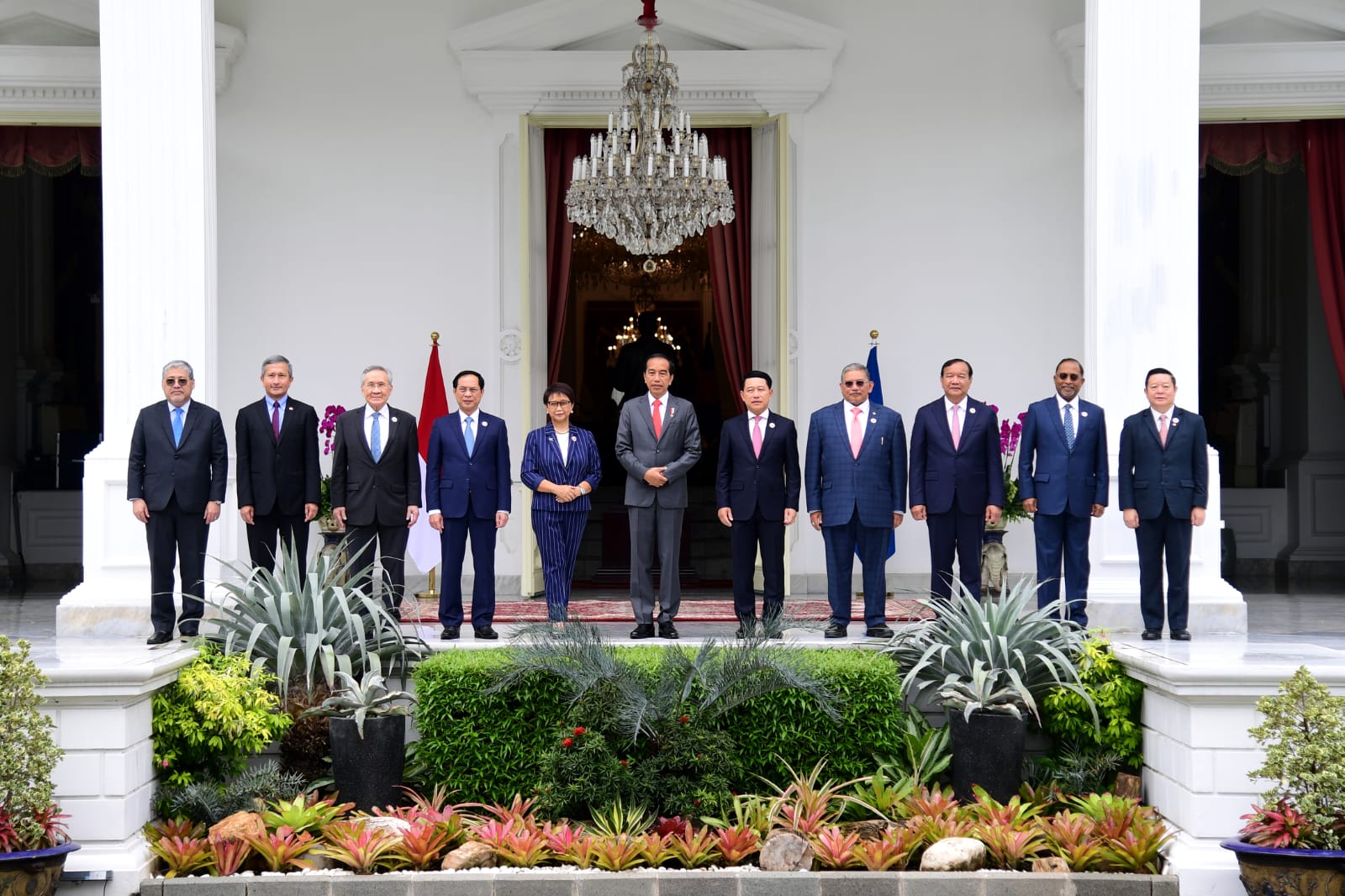 20230203 Presiden Terima Kunjungan Kehormatan Menlu ASEAN dan Sekjen ASEAN
