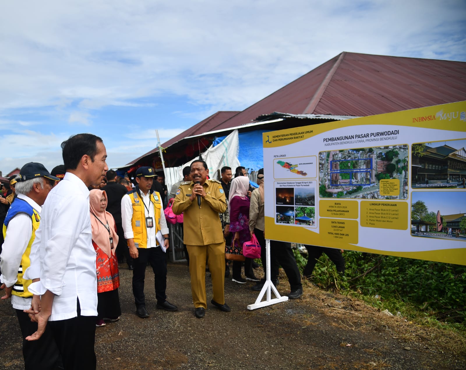 20230721 Tinjau Rencana Revitalisasi Pasar Purwodadi Presiden Selesai Awal Tahun Depan