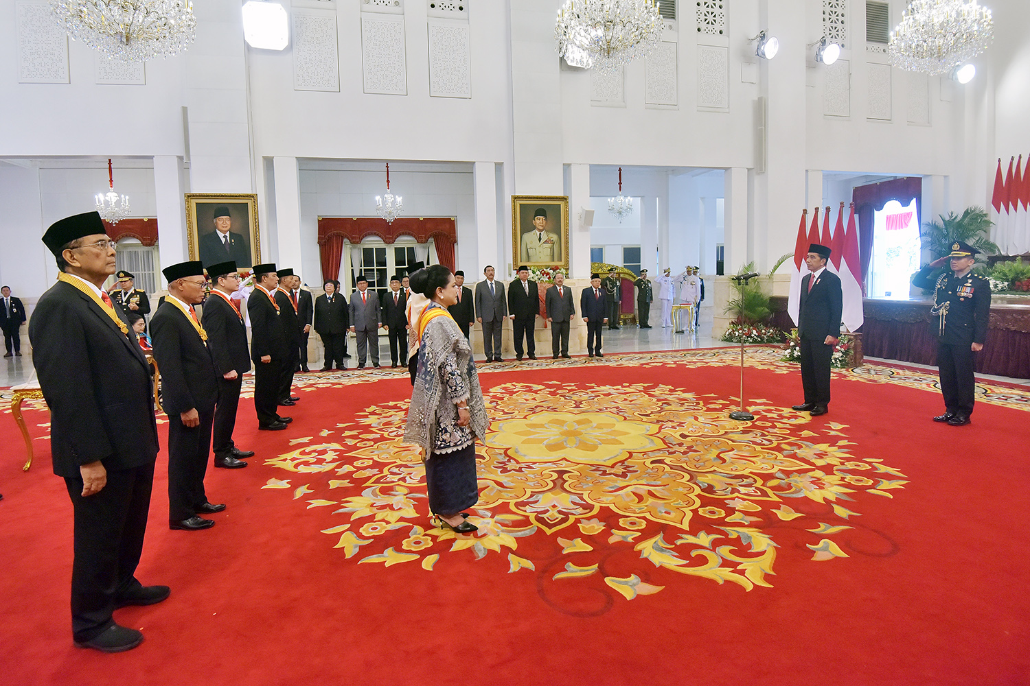 20230814 Presiden Jokowi Anugerahkan Tanda Kehormatan Bagi 18 Tokoh