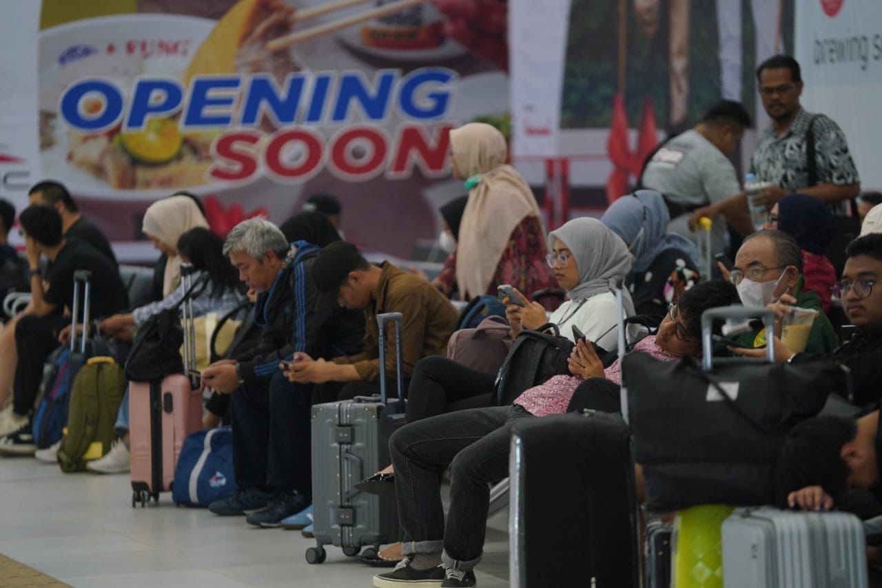 20240403 Perhatikan Aturan Bagasi Penumpang Whoosh Periode Libur Lebaran 2024