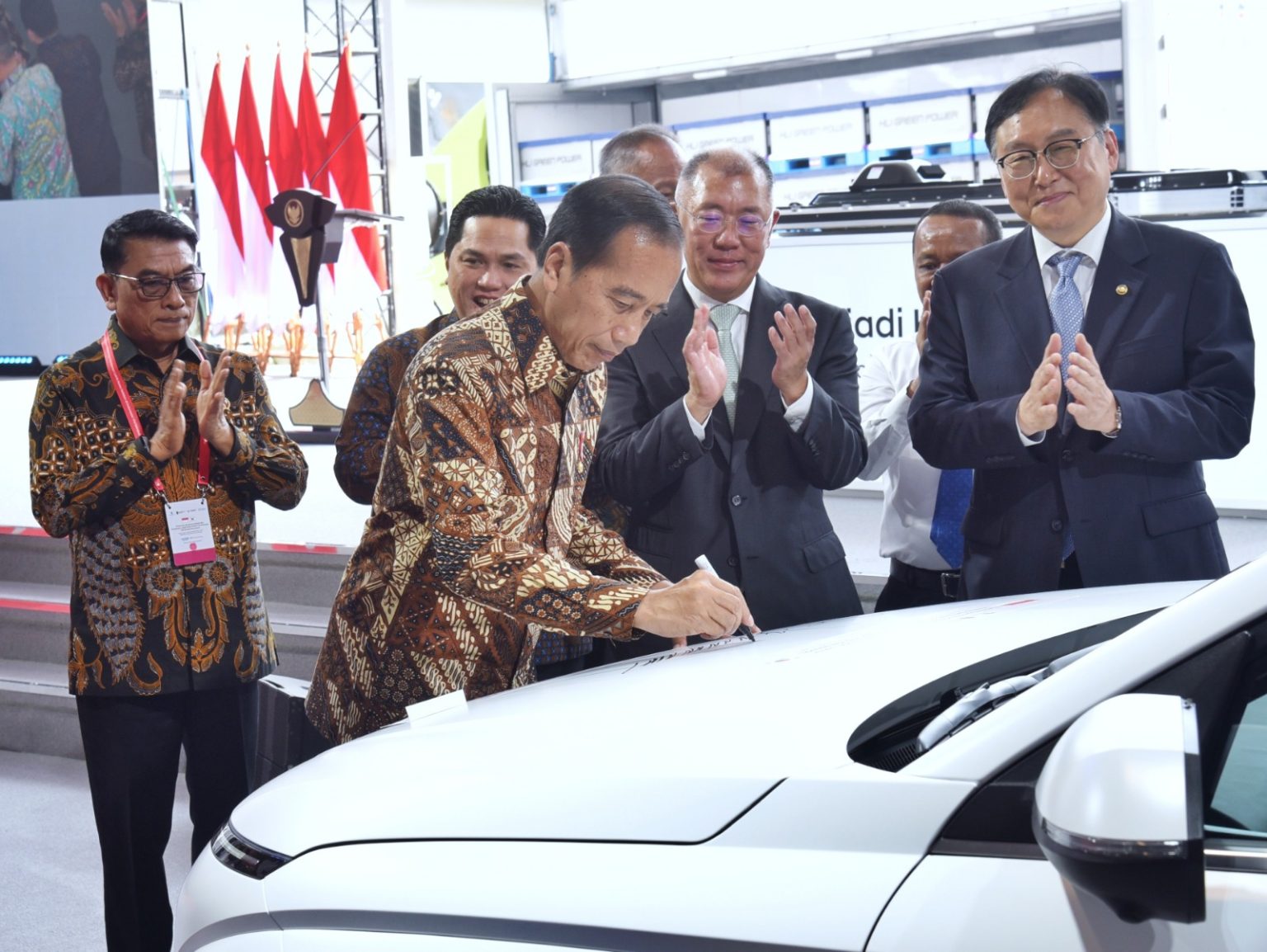 20240703 Presiden Jokowi Resmikan Pabrik Baterai Kendaraan Listrik Pertama dan Terbesar di Asia Tenggara