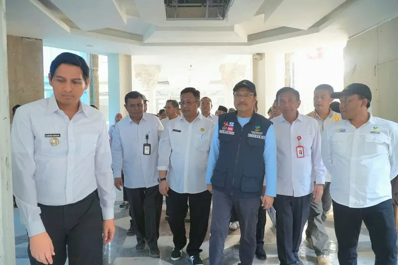 20250508 Usulan Sekolah Rakyat Mensos Kunjungi Wisma Haji