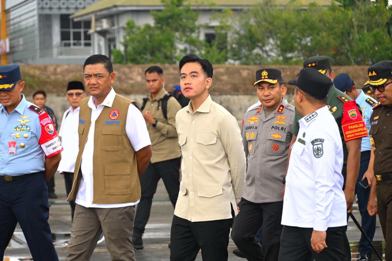20250728 Kondisi Terkendali Wapres Gibran Apresiasi Penanganan Karhutla Riau