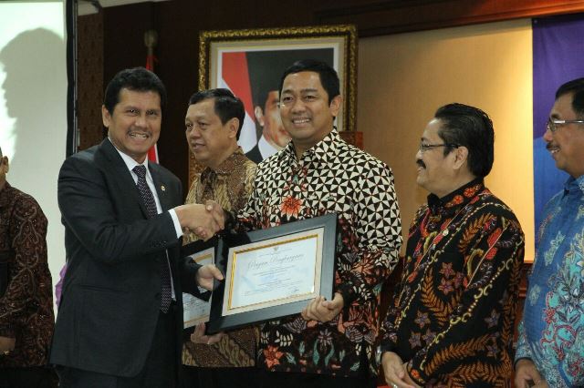 20170302 Penyerahan penghargaan role model