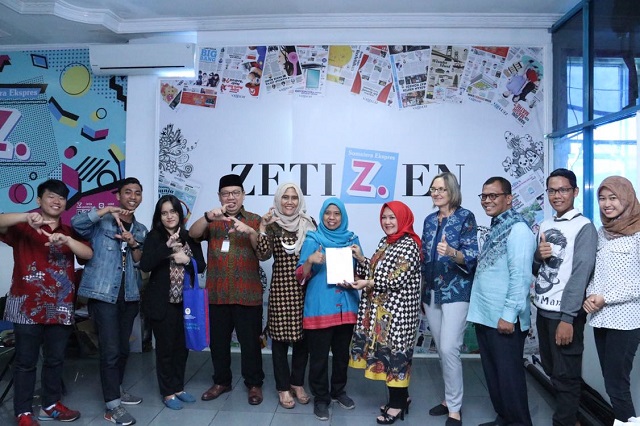 20171013 DEP YANLIK Kunjungi RS Mata dan Kantor Sumatera Ekspres 13