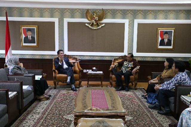 20180801 menerima kepala BSN 3