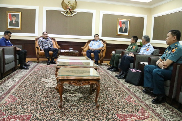 20180919 MENTERI SESMEN Menerima Kepala BAIS RESIZE