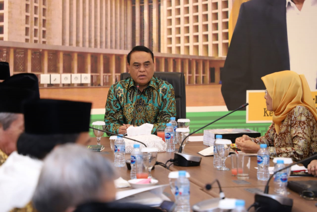20190614 Menteri PANRB Hadiri Rapat Kerja Terbatas Pimpinan DMI 6