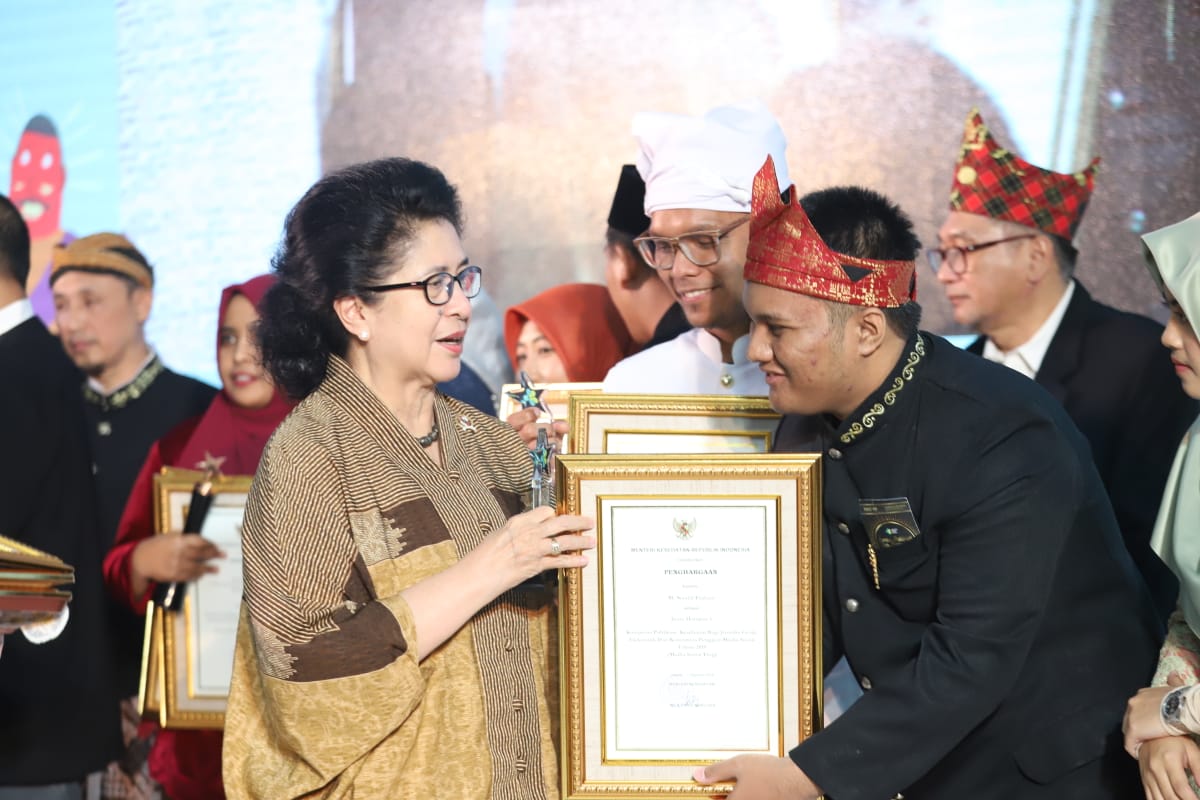 20190821 Menteri Penghargaan Publikasi dan Pelayanan Publik Kemenkes 9