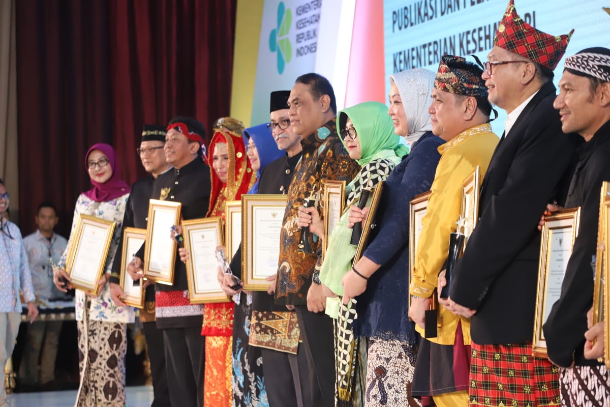 20190821 Menteri Penghargaan Publikasi dan Pelayanan Publik Kemenkes 9