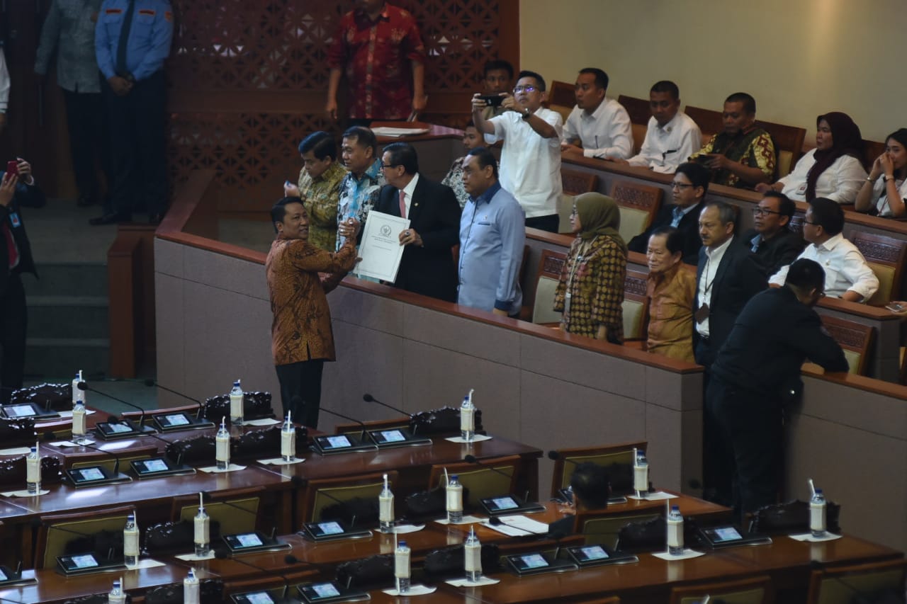 20190917 Menghadiri Rapat Paripurna DPR RI 10