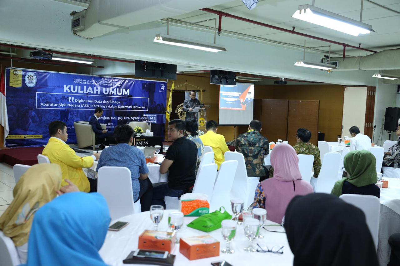 20190924 Memberikan Kuliah Umum di Program Studi Kajian Ilmu Kepolisian 1
