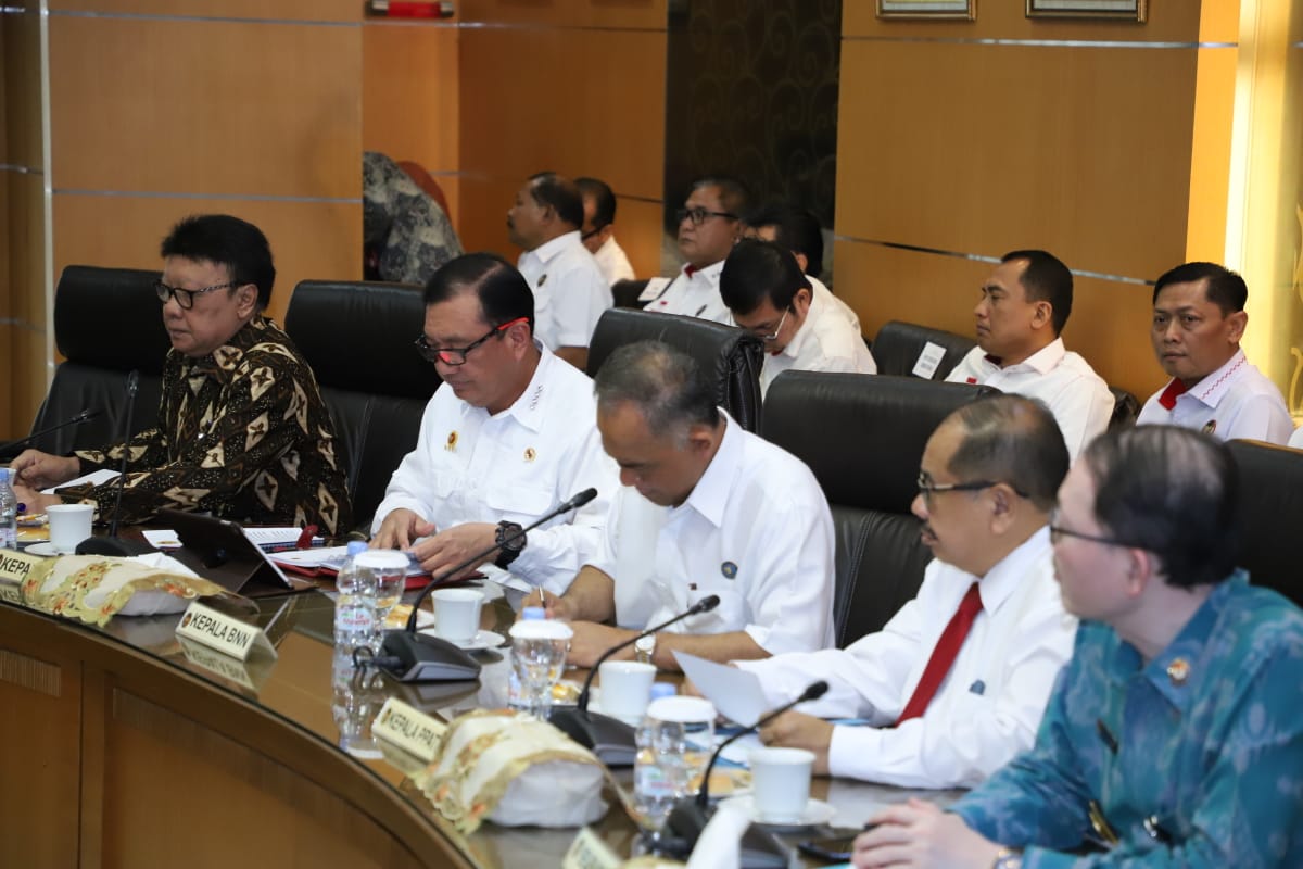 20191031 Rapat Menteri 12