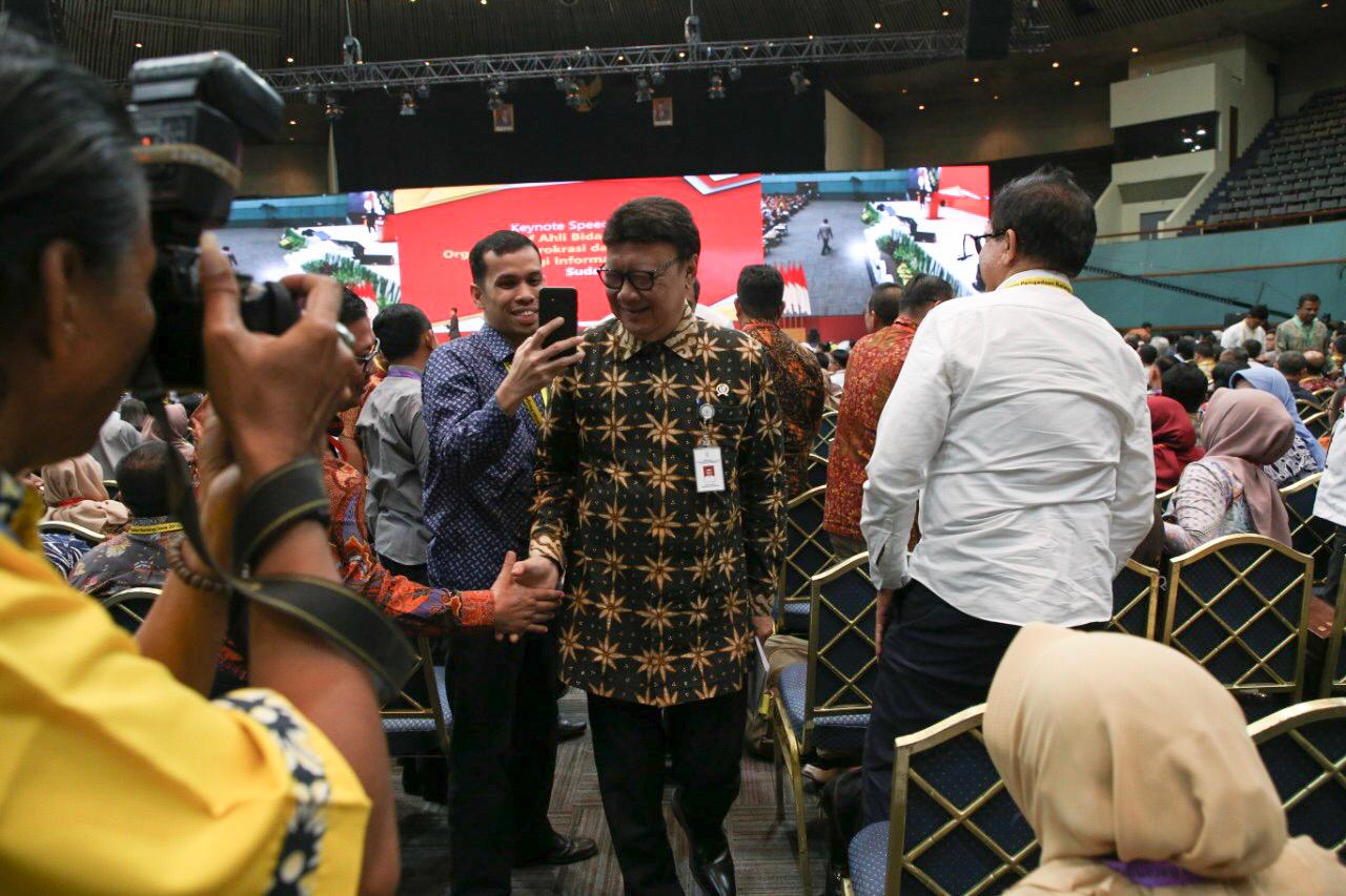 20191106 Menjadi Narasumber dalam Rakornas BarangJasa Pemerintah LKPP 7