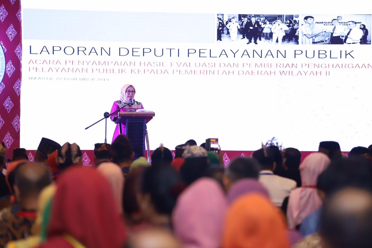 20191122 Penyerahan Hasil Evaluasi Pelayanan Publik PemProvKabKota Wilayah II 1