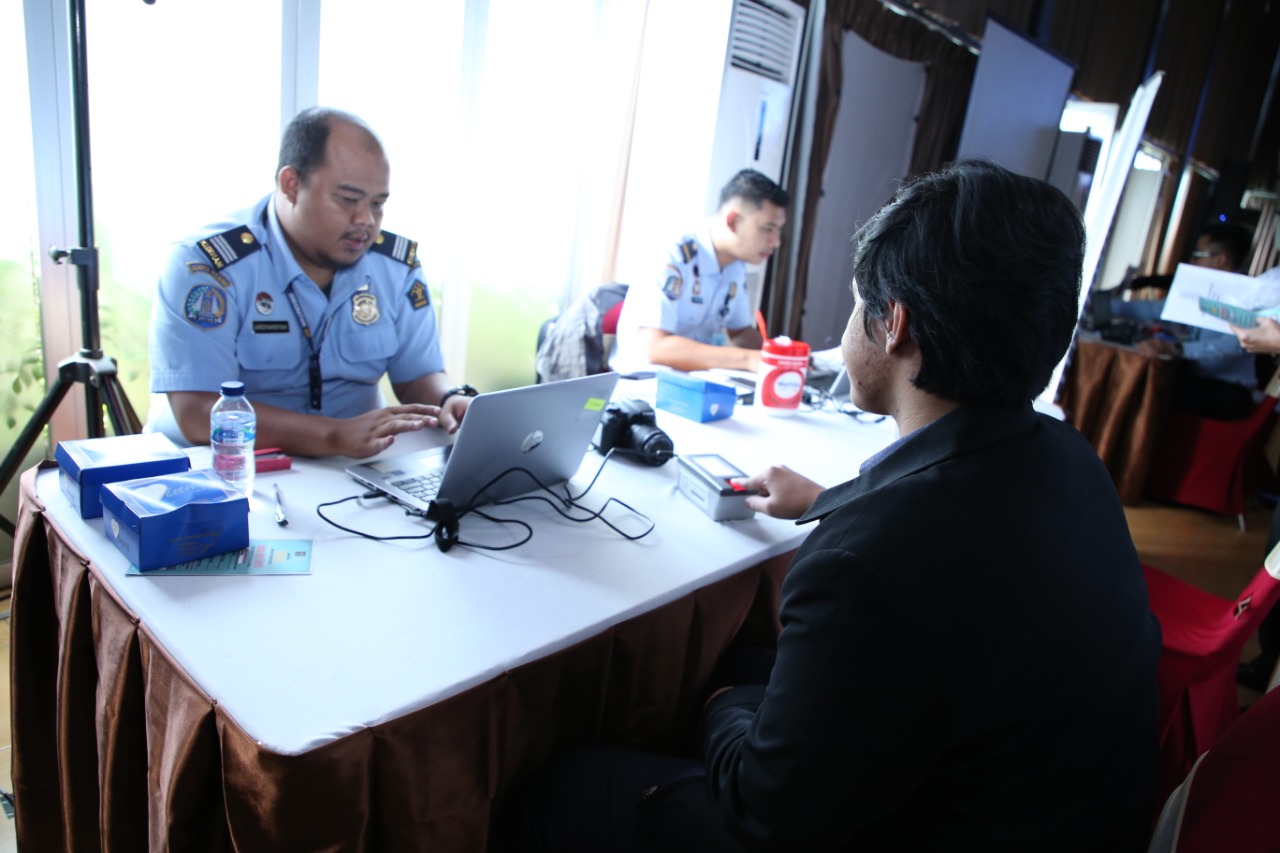 20191218 Layanan Paspor Keliling di Kementerian PANRB 1