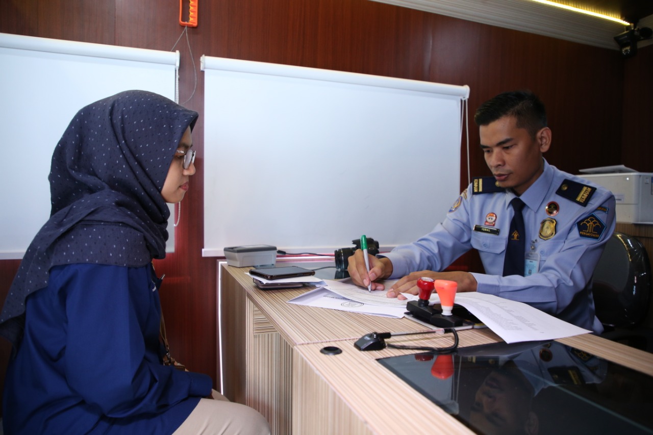 20191218 Layanan Paspor Keliling di Kementerian PANRB 1