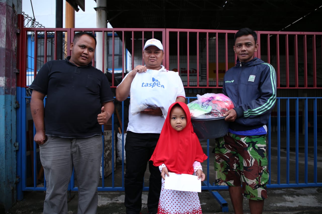 20200105 Penyaluran Bantuan Pegawai dan Wartawan Mitra Kementerian PANRB Terdampak Banjir 8