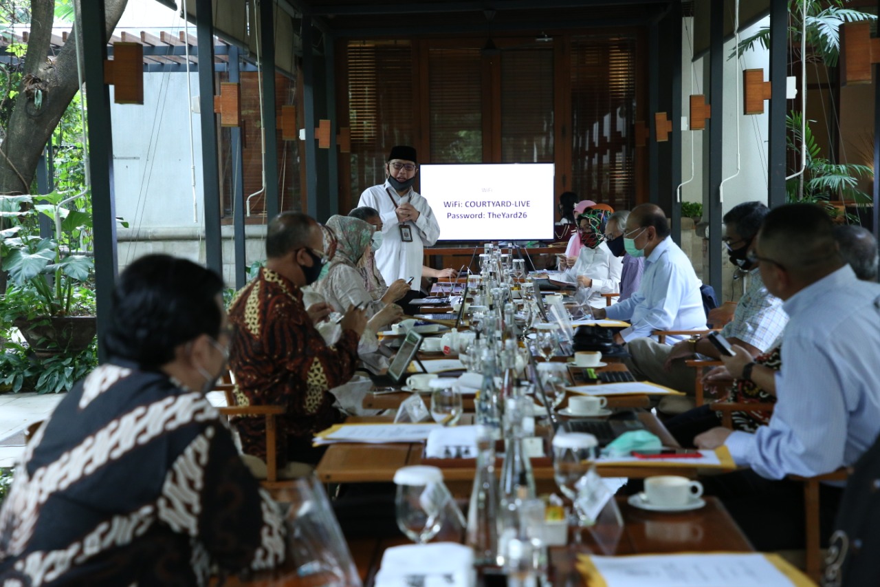 20200720 Rapat Penentuan Top 45 dan Top 5 Outstanding Achievement on Public Service Innovations 2020 10