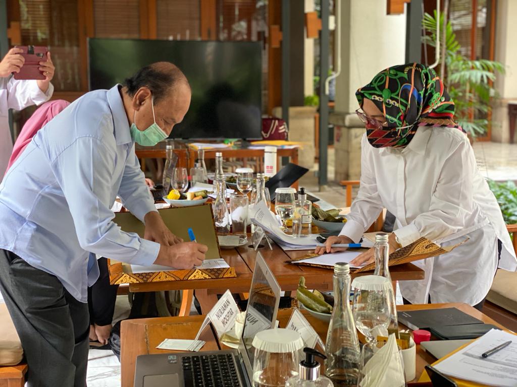20200720 Rapat Penentuan Top 45 dan Top 5 Outstanding Achievement on Public Service Innovations 2020 10