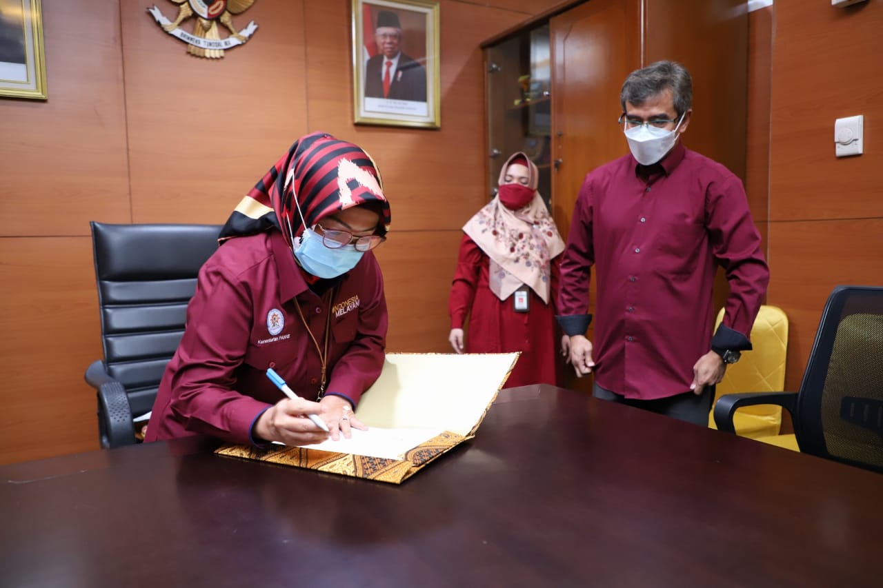 20200807 Penandatanganan dan Penyerahan Top 21 Inovasi Pelayanan Publik Penanganan Covid 19 9