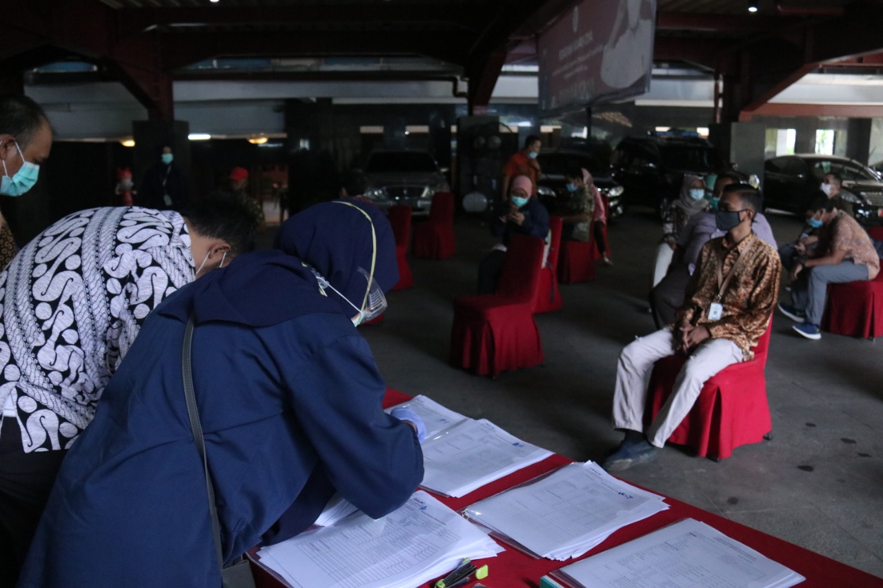 20201127 Pemeriksaan Swab di Lingkungan Kementerian PANRB 8