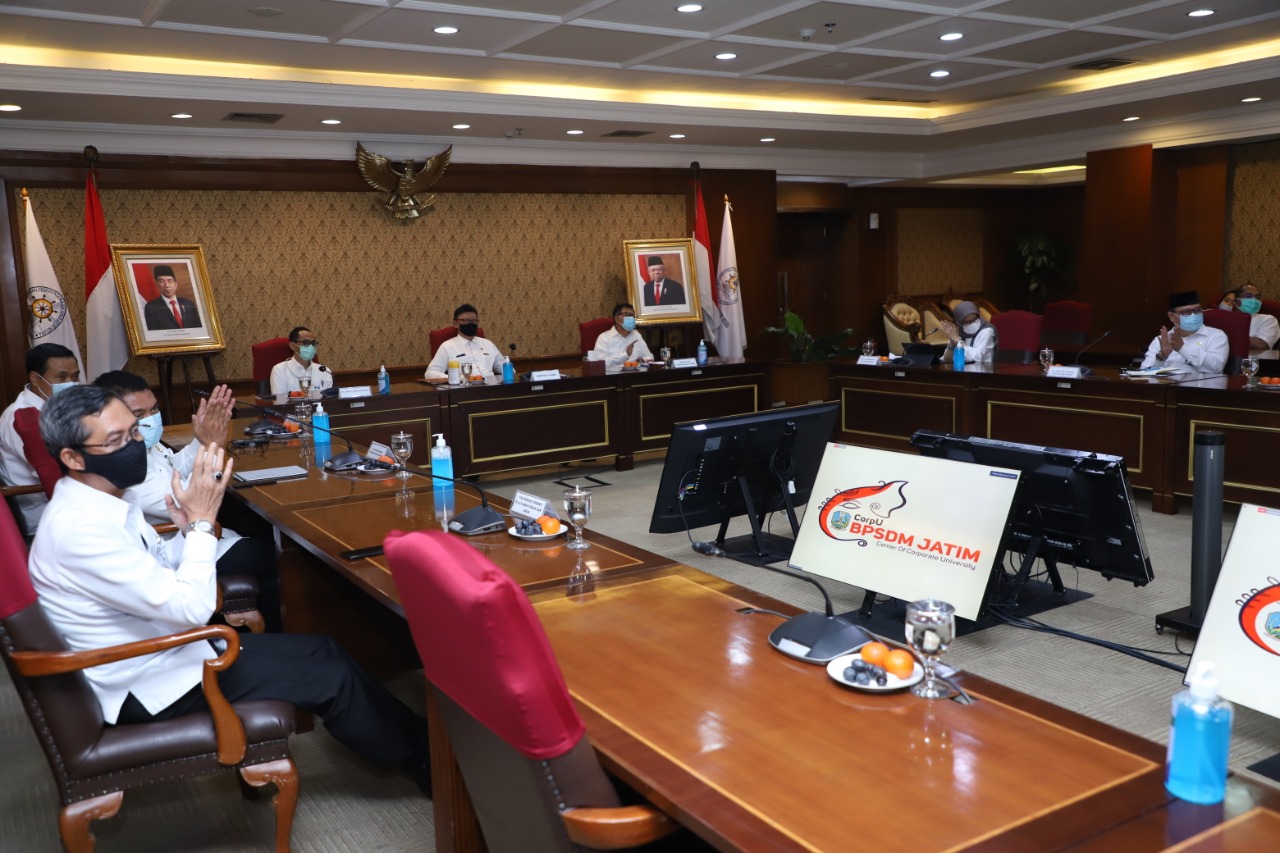 20201229 Penandatanganan MoU bersama LAN dan Pemprov Jatim terkait Corporate University 8