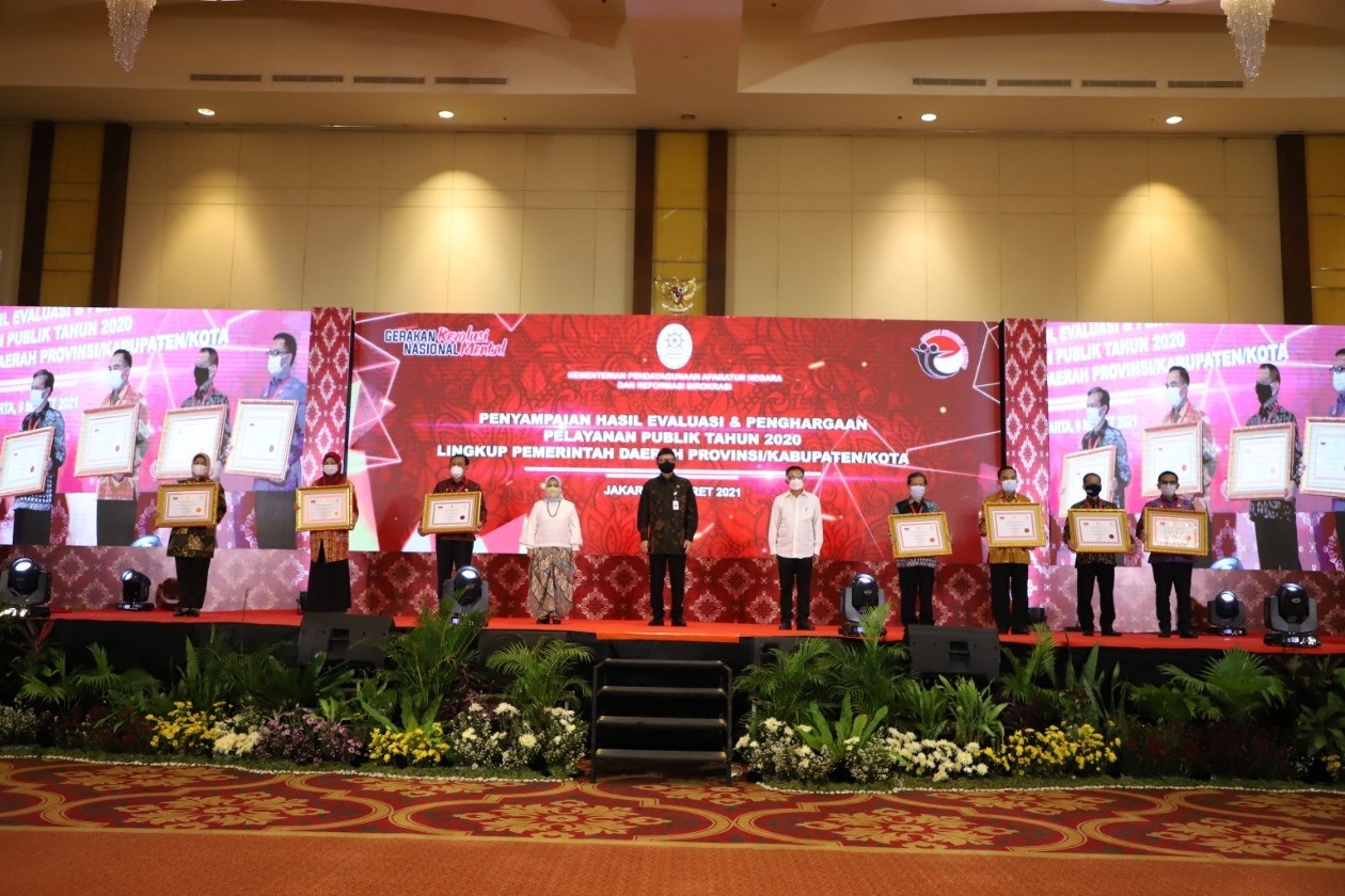 20210309 hasil evaluasi pelayanan publik tahun 2020 di lingkup pemerintah daerah 14