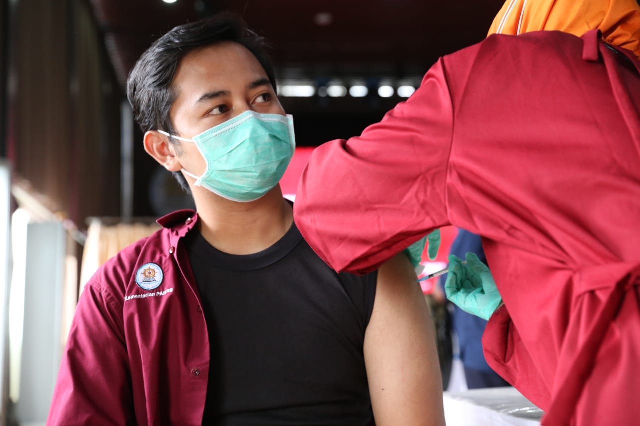 20210310 Vaksinasi Covid 19 Tahap Pertama di Kementerian PANRB 13
