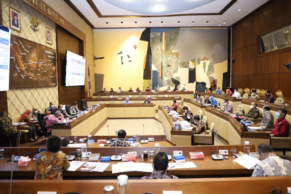 20210324 Rapat Kerja Komisi II DPR RI 9